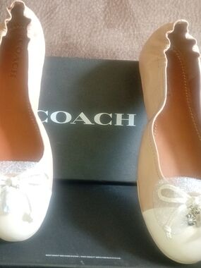 COACH Women’s Ballet Flats in Beige and Ivory